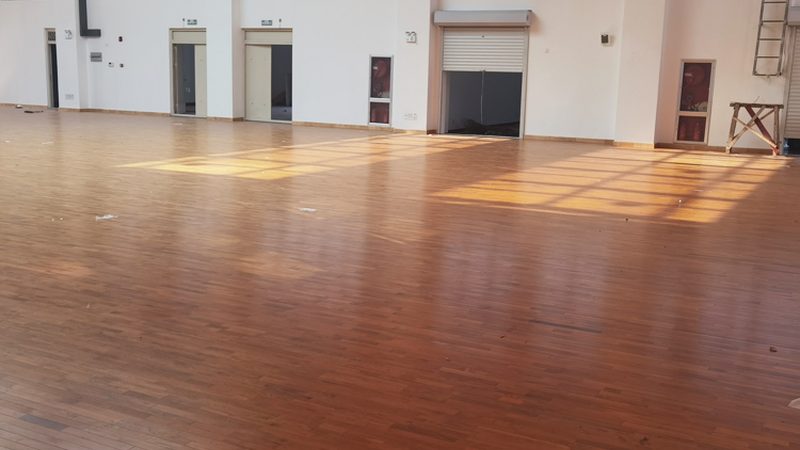 强化复合地板耐久性揭秘：如何挑选最耐用型号
